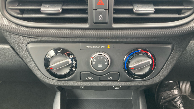 Hyundai i10 1.0 [63] Advance 5dr [Nav] Petrol Hatchback